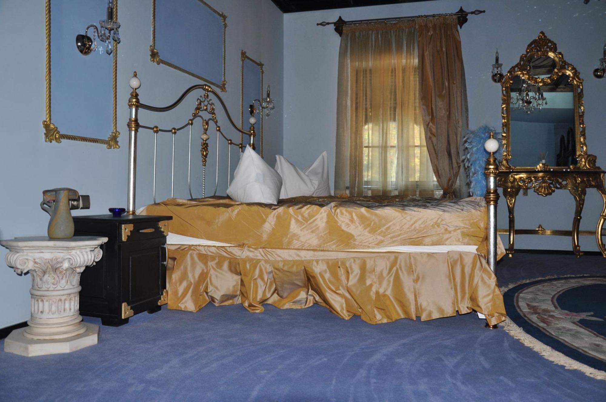 Hotel Casa Cu Farfurii Sinaia Pokoj fotografie