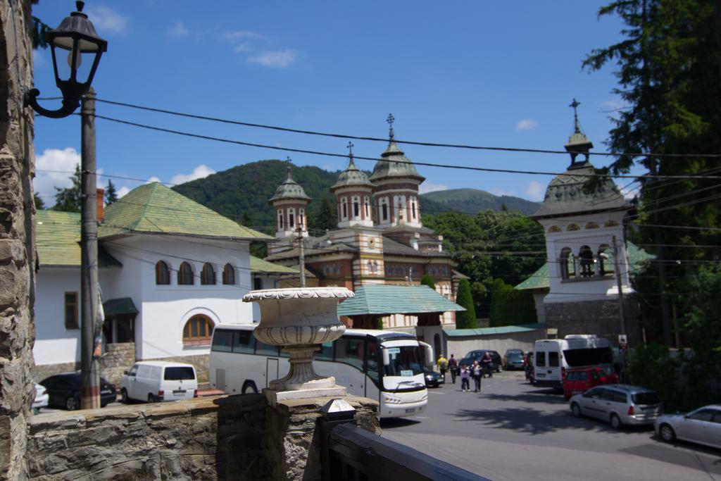 Hotel Casa Cu Farfurii Sinaia Exteriér fotografie